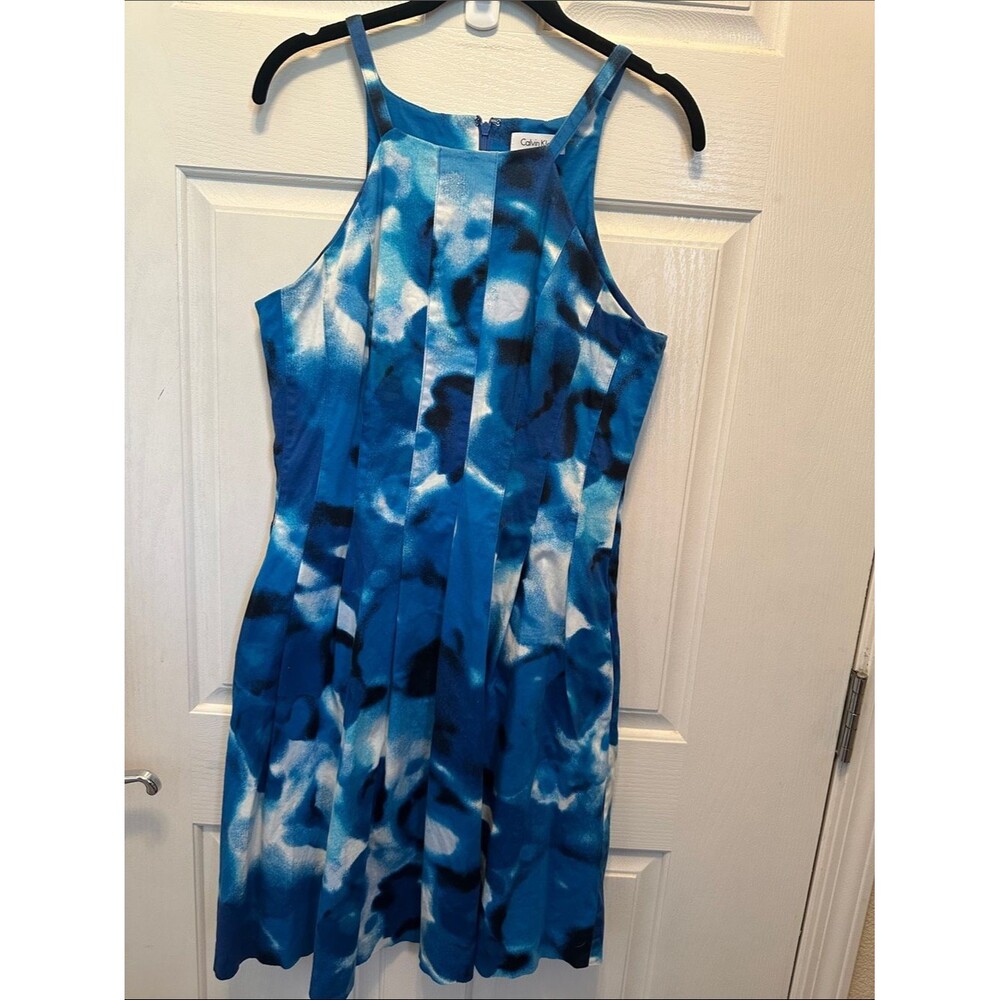 Calvin Klein Blue and White Midi Dress 98% Cotton 2% Spandex Resortwear